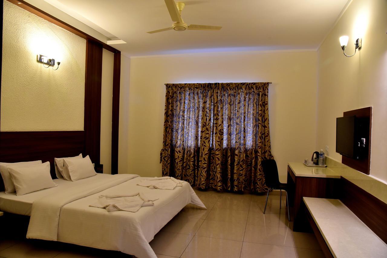 Rathna Residency Hotel Szálem Kültér fotó