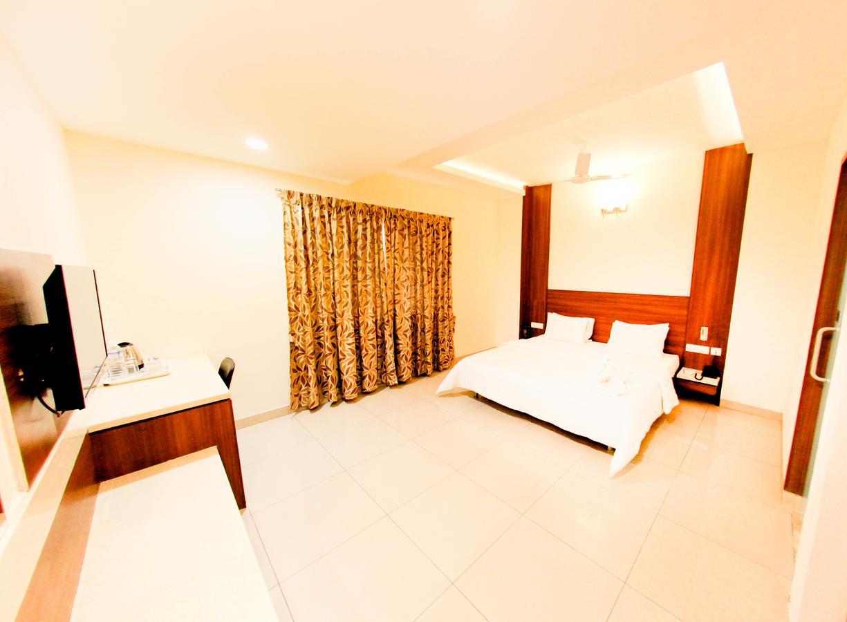 Rathna Residency Hotel Szálem Kültér fotó