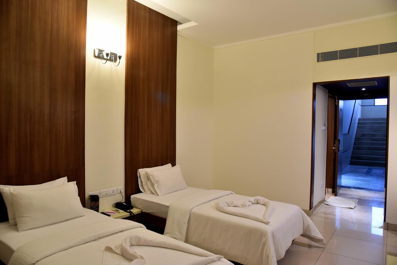 Rathna Residency Hotel Szálem Kültér fotó